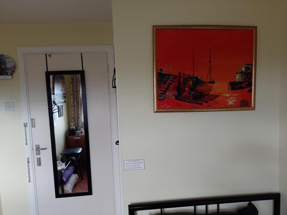 Super Single Room Κάρντιφ Εξωτερικό φωτογραφία